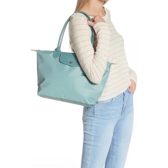 Longchamp Medium Le Pliage Nylon Shoulder Tote - Picture 2 of 12